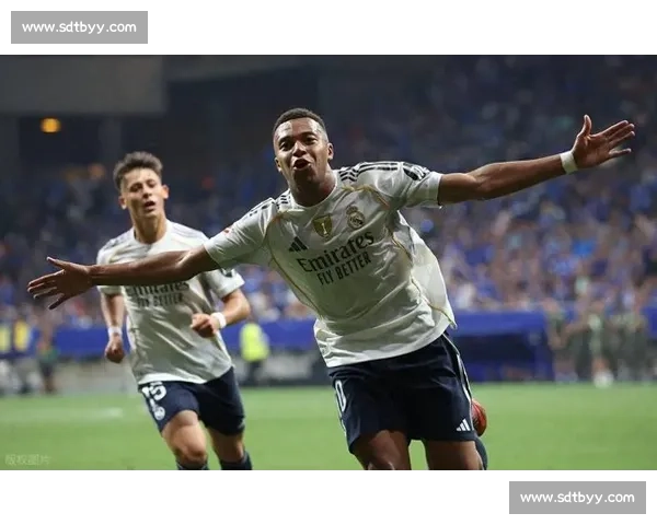 阿隆索执教皇马首秀：赫伊森亮眼，阿诺德起伏，姆巴佩缺阵留隐忧