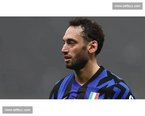 莫雷托：恰尔汗奥卢转会陷入僵局，国米与加拉塔萨雷仍存分歧