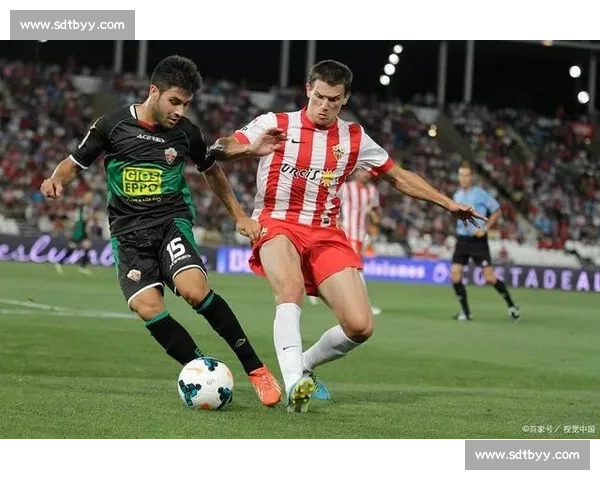 皇家社会续约本土青训后卫佩鲁 - 罗德里格斯 新约至 2026 年